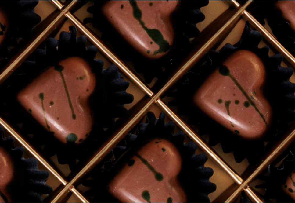 Pistachio Kunafa Chocolate 15pc