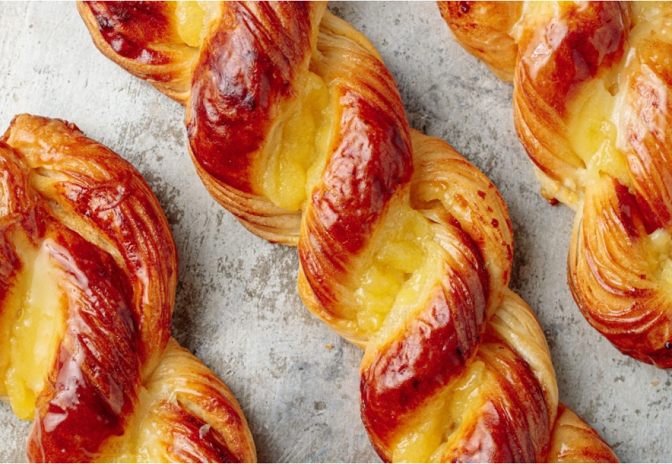 Croissant Custard Twist