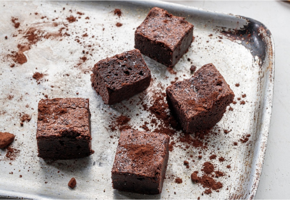 Salted Fudge Brownies 5 Piece Pack