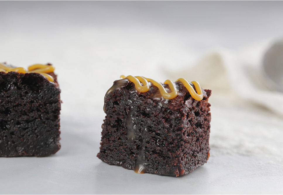 Salted Caramel Brownies 5 Mini Piece Pack
